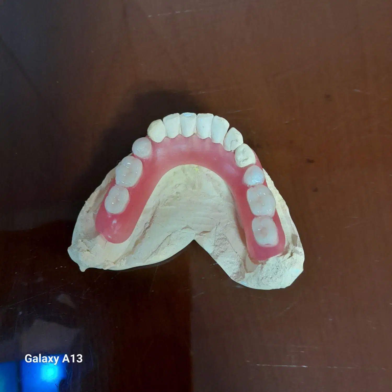 نیاز به همکار دندانپزشک جهت انجام کارهای زیبایی|استخدام درمانی، زیبایی، بهداشتی|رشت, حسین آباد|دیوار