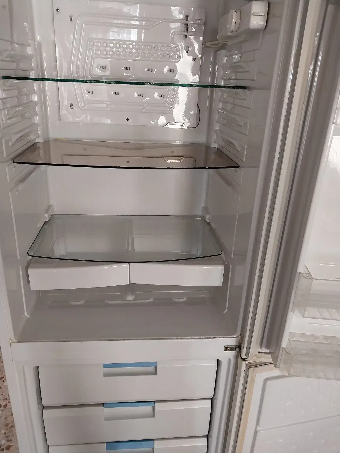 یخچال فریزر کاریز کاملا سالم در حد نو|یخچال و فریزر|نهاوند, |دیوار