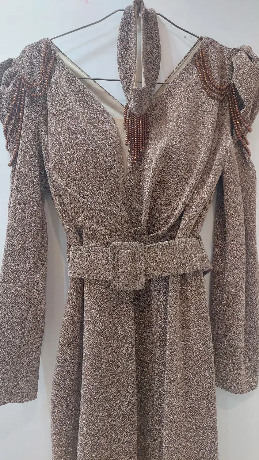 مجلسی|لباس|رشت, گیل|دیوار