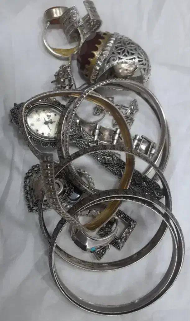 تعویض نقره شکسته و کهنه|جواهرات|تاکستان, |دیوار