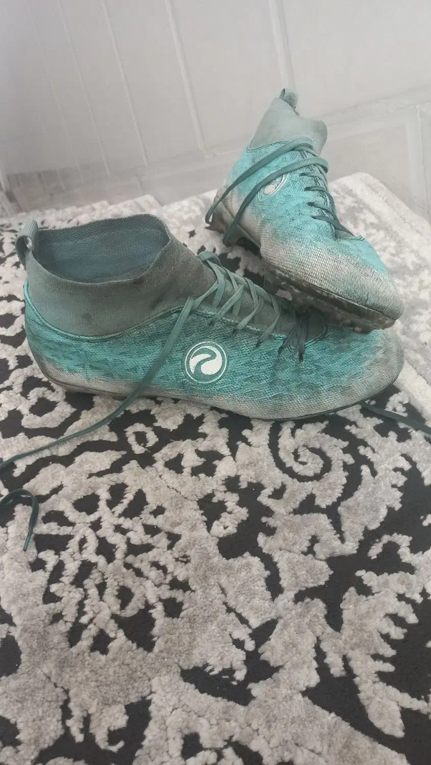 استوک پریما سفید ابی سایز ۴۴|کیف، کفش، کمربند|قم, شهرک مهدیه (مدرس)|دیوار