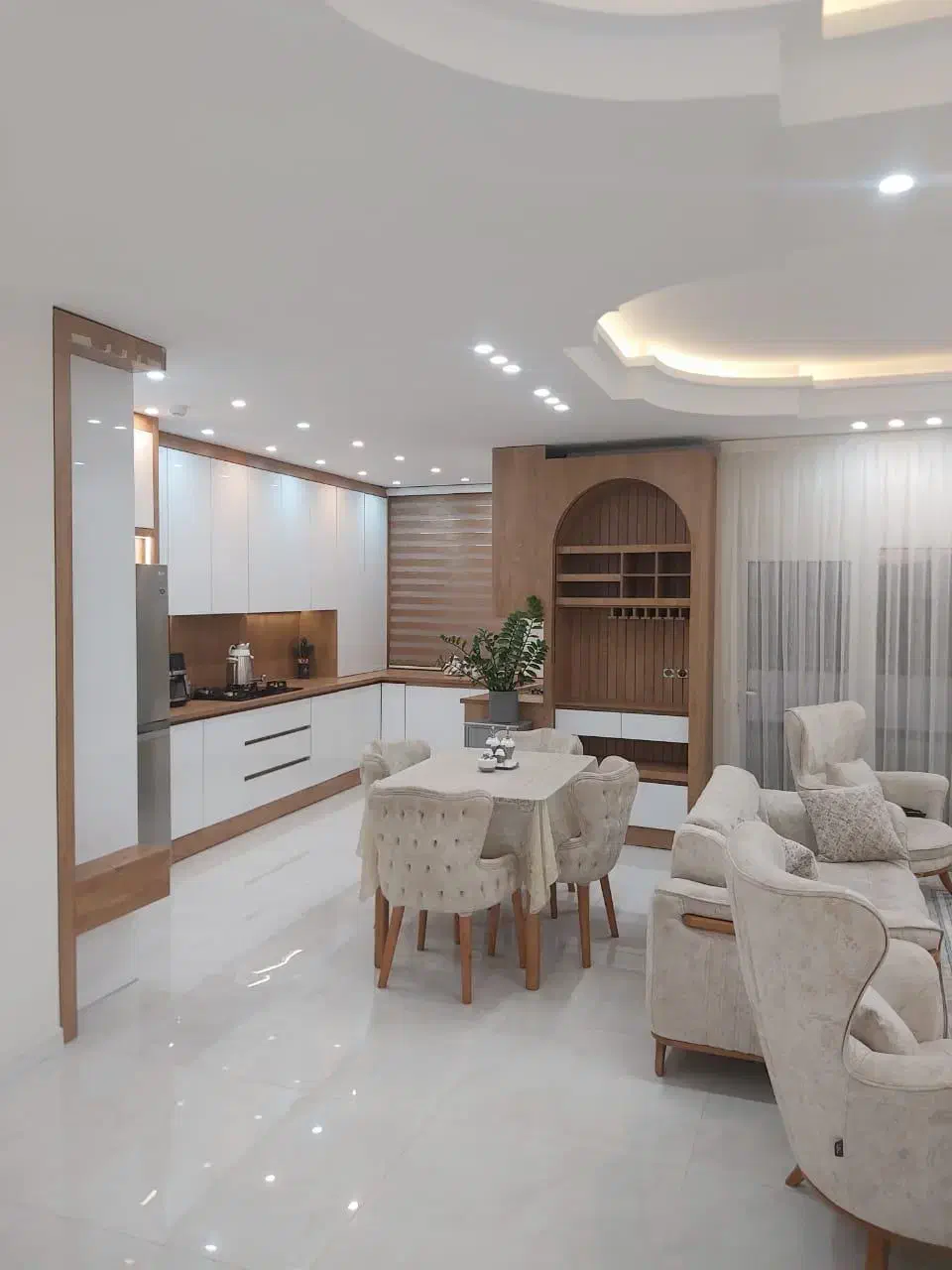 استقلال / ۱۸۰ متری/ کلید نخورده|فروش آپارتمان|بجنورد, |دیوار