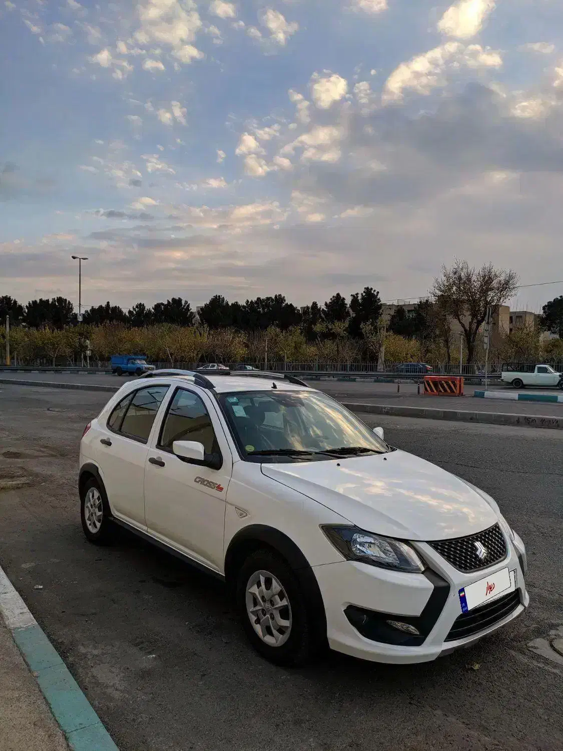 کوییک s اس مدل 1402 بسیار تمیز در حد صفر|خودرو سواری و وانت|ری, شهادت|دیوار