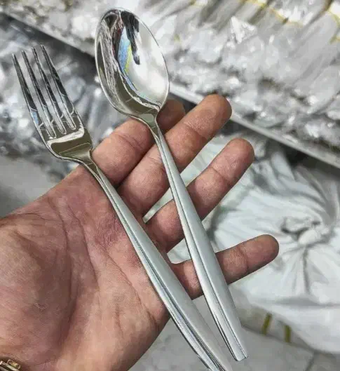 قاشق و چنگال دستی ۹۰ تومان|ظروف سرو و پذیرایی|تبریز, |دیوار