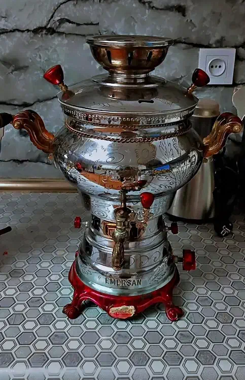 سماور تمیز و جنس خوب|سماور، چایساز، قهوهساز|نیشابور, رحمت آباد|دیوار