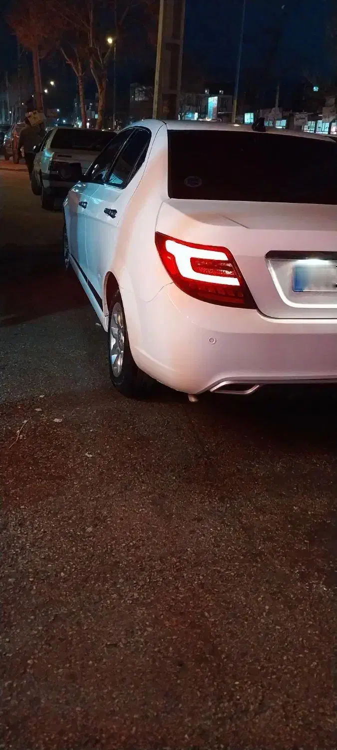 دنا پلاس ۴۰۳|خودرو سواری و وانت|اردبیل, |دیوار