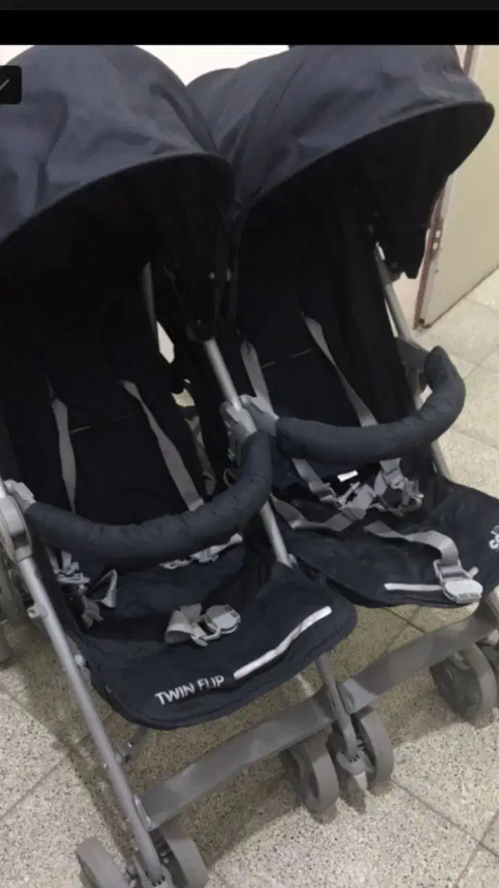 کالسکه دو قلو مارک cam ایتالیایی اصل در حد نو نو|کالسکه و لوازم جانبی|اصفهان, ناژوان|دیوار