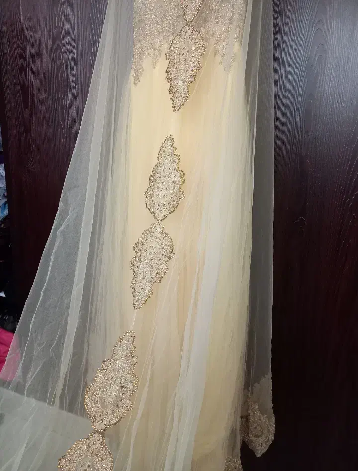 لباس عروس مدل فرحی دو تیکه|لباس|کاشان, باغ ماجد|دیوار