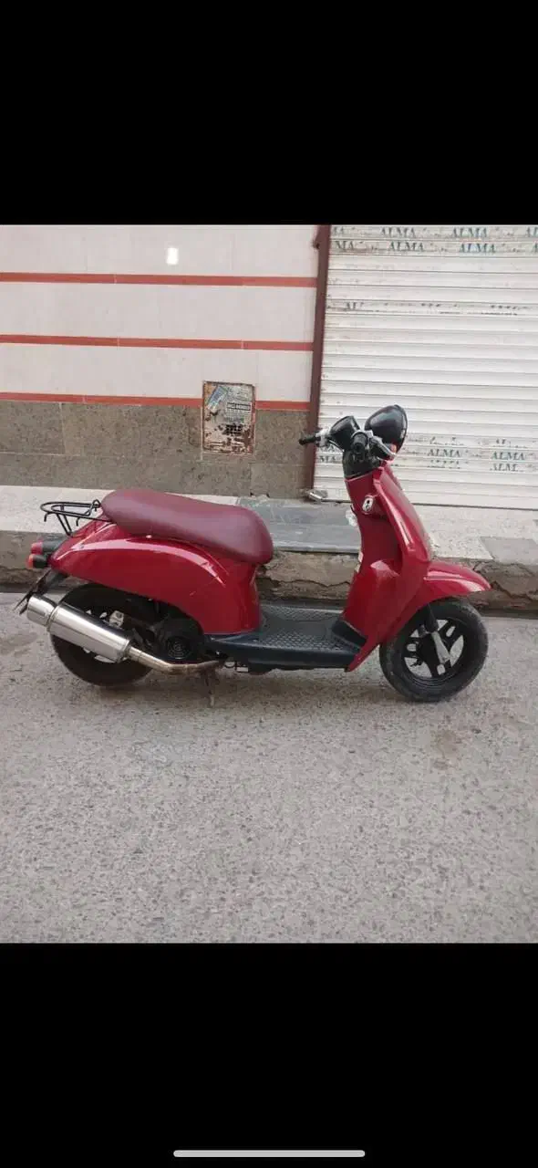 موتور هوندا پاکشتی|موتورسیکلت|رباط‌کریم, رباط‌کریم|دیوار