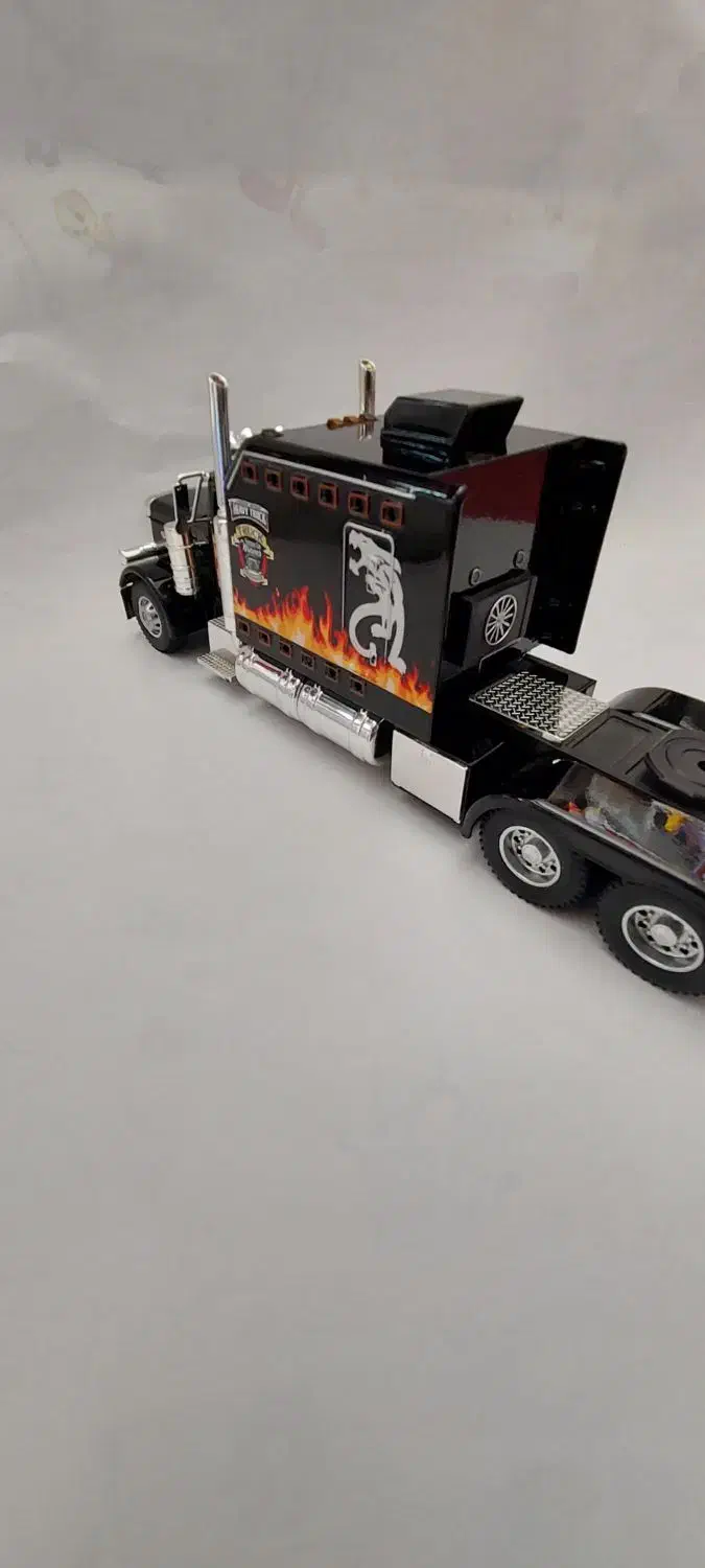 کامیون فلزی|اسباب‌‌بازی|شیروان (خراسان), |دیوار