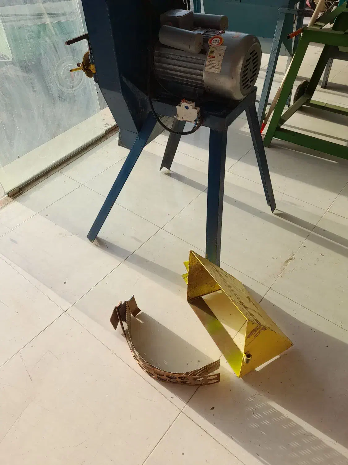 آسیاب تک کاره در حد نو|ماشینآلات صنعتی|رضویه, |دیوار