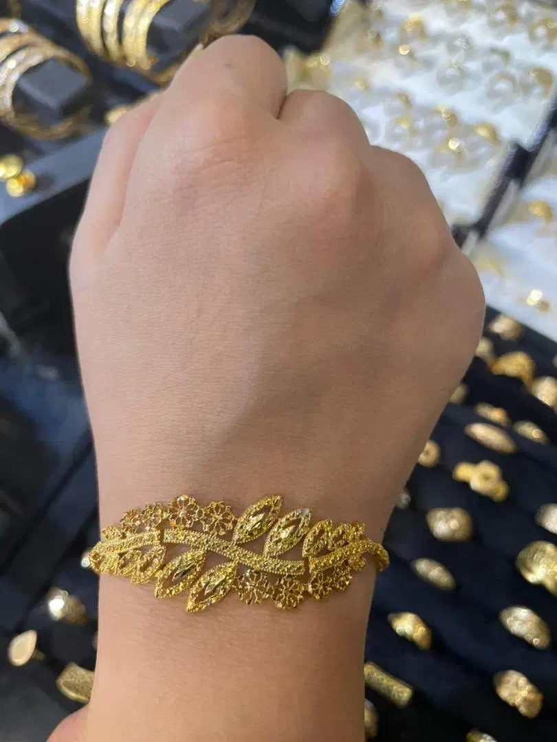 انواع دستبندبدون اجرت،مرکز طلاسرمایه گذاری شاهزاده|جواهرات|نیشابور, فردوسی جنوبی|دیوار