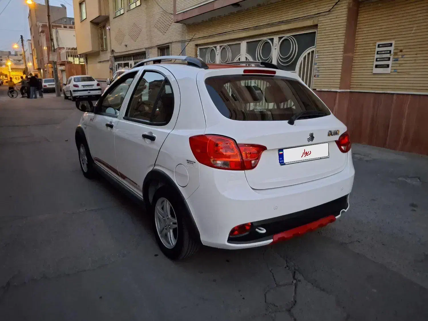 کوییکrمدل۱۴۰۱ بی رنگ بی خط|خودرو سواری و وانت|تبریز, |دیوار