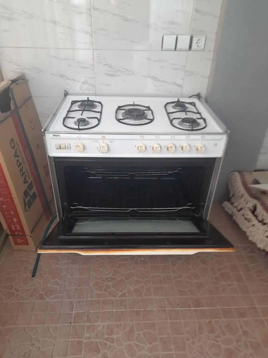 اجاق گاز سینجر فر دار|اجاق گاز و لوازم برقی پخت‌وپز|شهرکرد, |دیوار