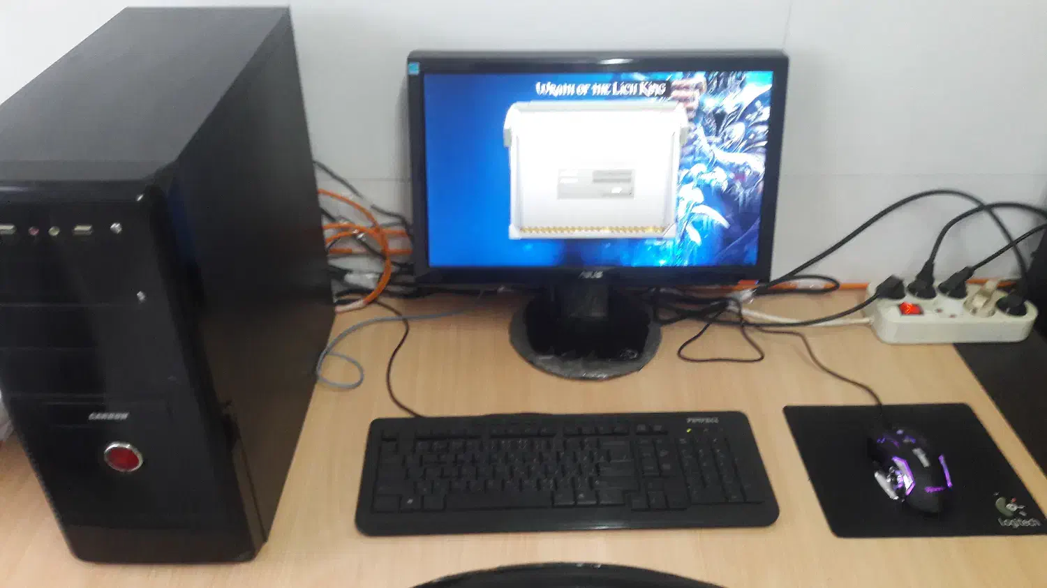 فروش کیس I7 همراه مانیتور کیبورد ماوس میز و صندلی|رایانه رومیزی|آستارا, |دیوار