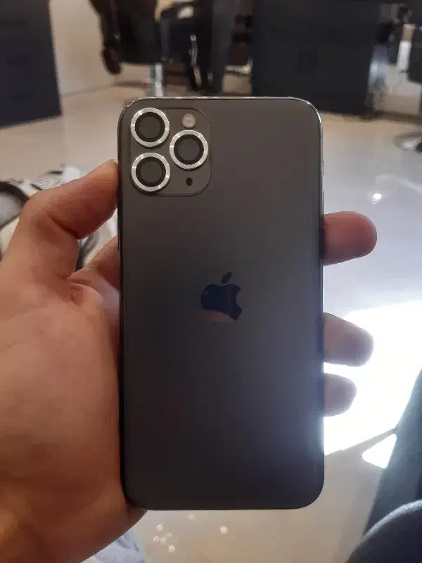 اپل iPhone 11 Pro با حافظهٔ ۲۵۶ گیگابایت|موبایل|مشهد, شهرآرا|دیوار