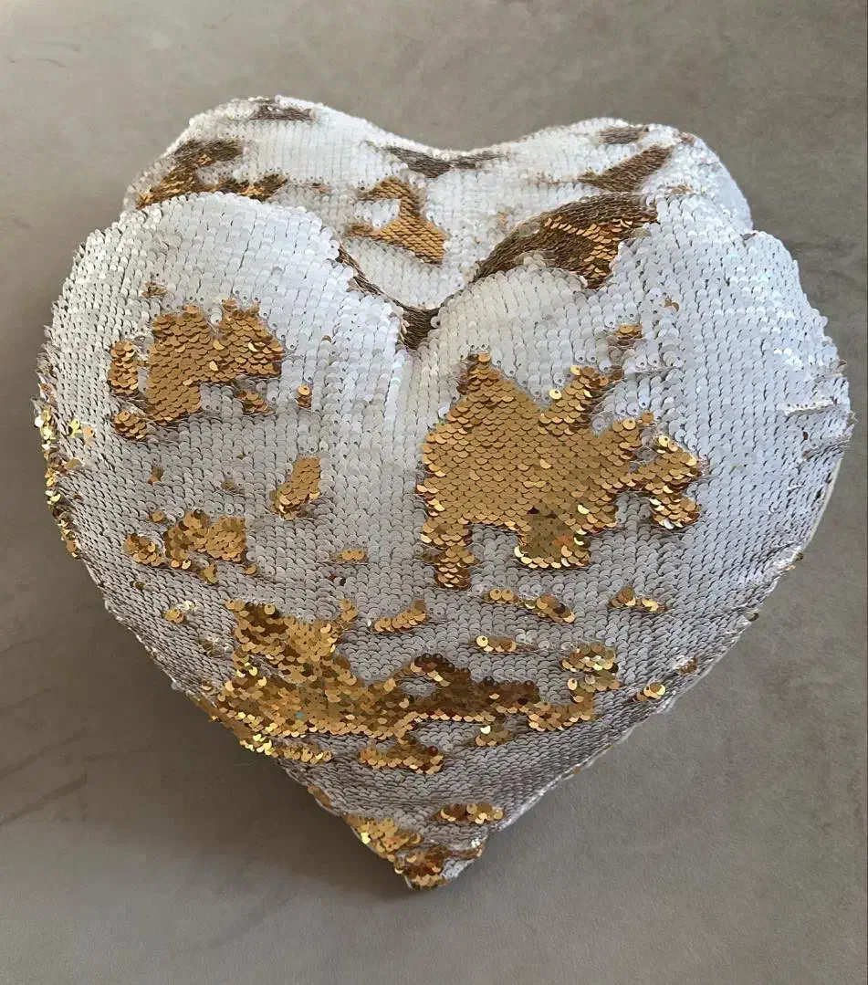 کوسنه قلبه پولکی|رختخواب، بالش، پتو|تهران, تجریش|دیوار