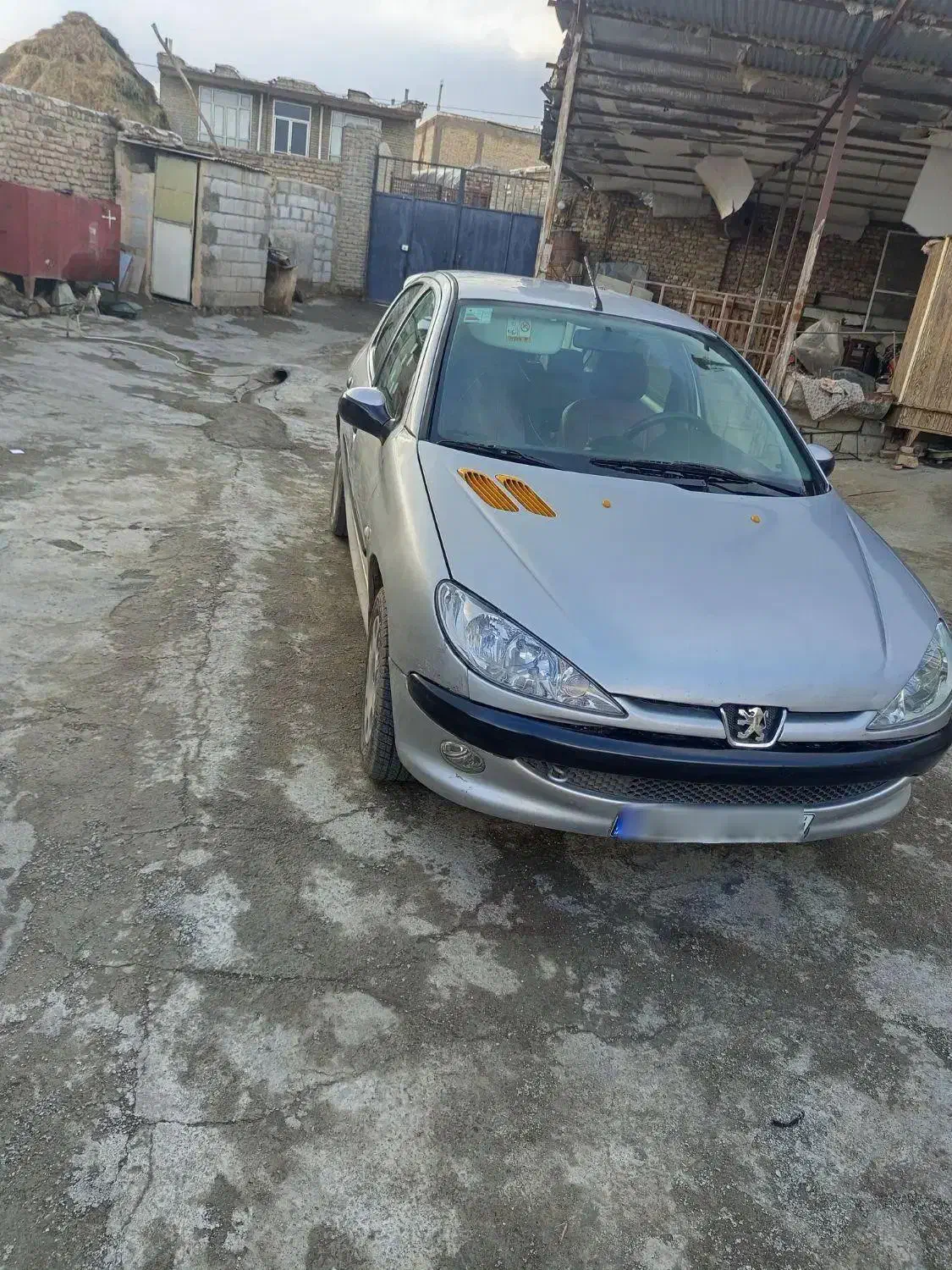 ۲۰۶تیپ۲مدل۸۳خاص|خودرو سواری و وانت|خوی, |دیوار