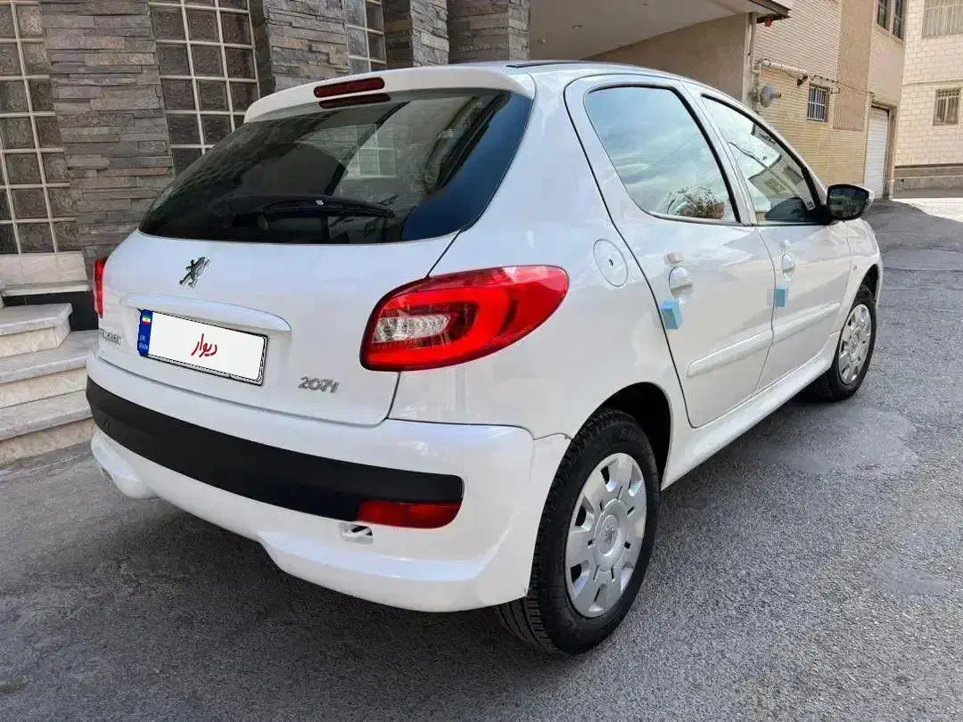 فروش 207مدل 1402سقف فلز فرمان برقی|خودرو سواری و وانت|کرمان, |دیوار