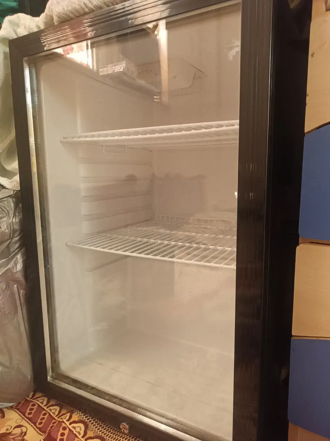 یخچال درب شیشه‌ای|یخچال و فریزر|میناب, |دیوار