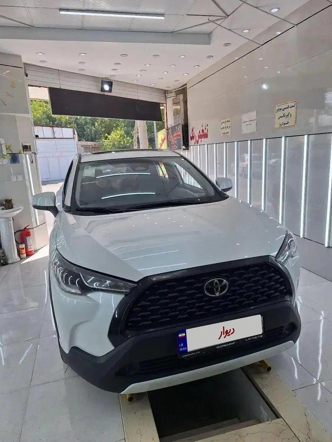 تویوتا کرولا کراس هیبریدی ۲۰۲۴|خودرو سواری و وانت|اصفهان, خواجه عمید|دیوار