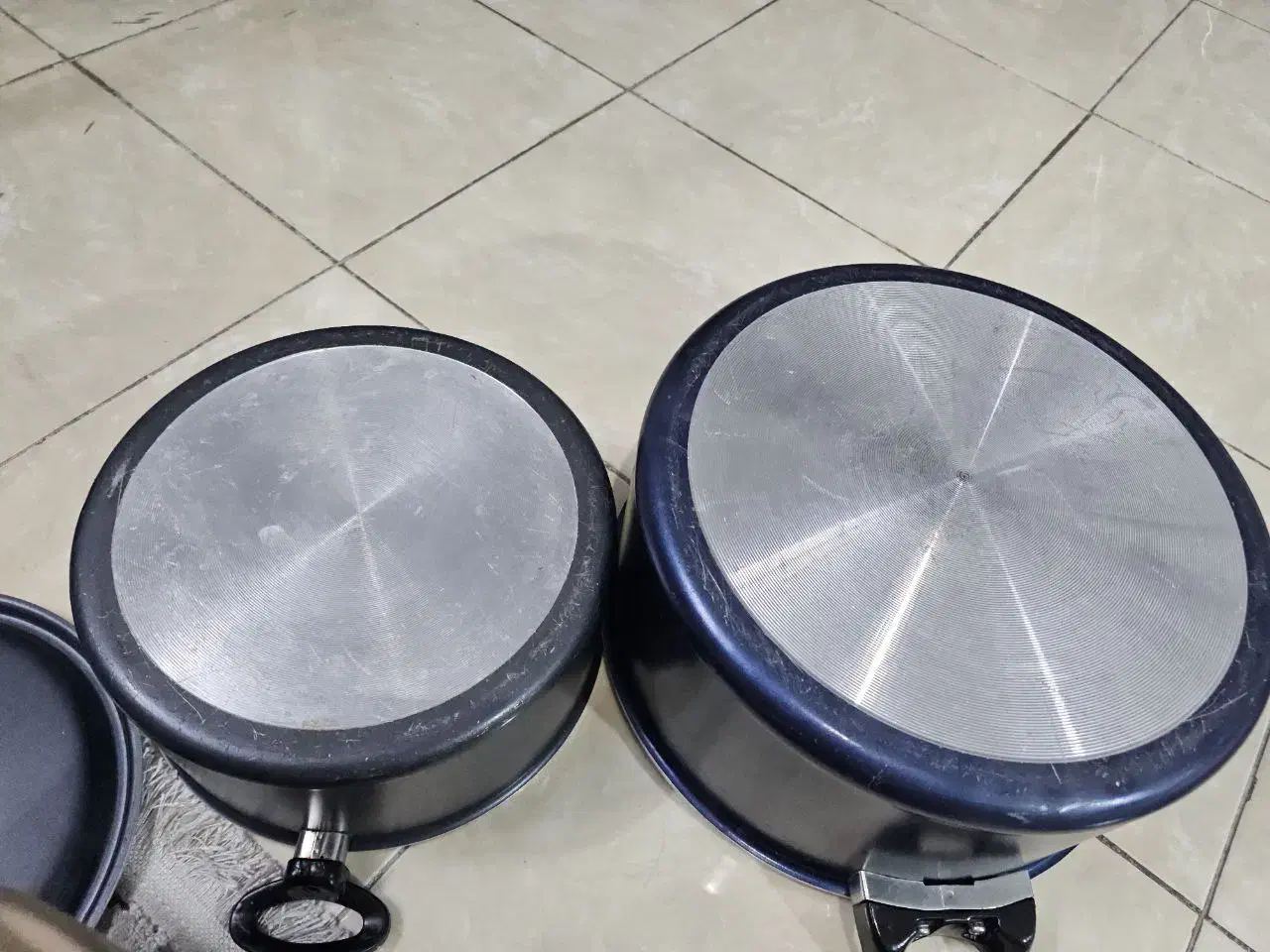 قابلمه تفلون سایز ۲۸ و ۳۶ جنس درجه یک|ظروف پخت‌وپز|تهران, سردارجنگل|دیوار