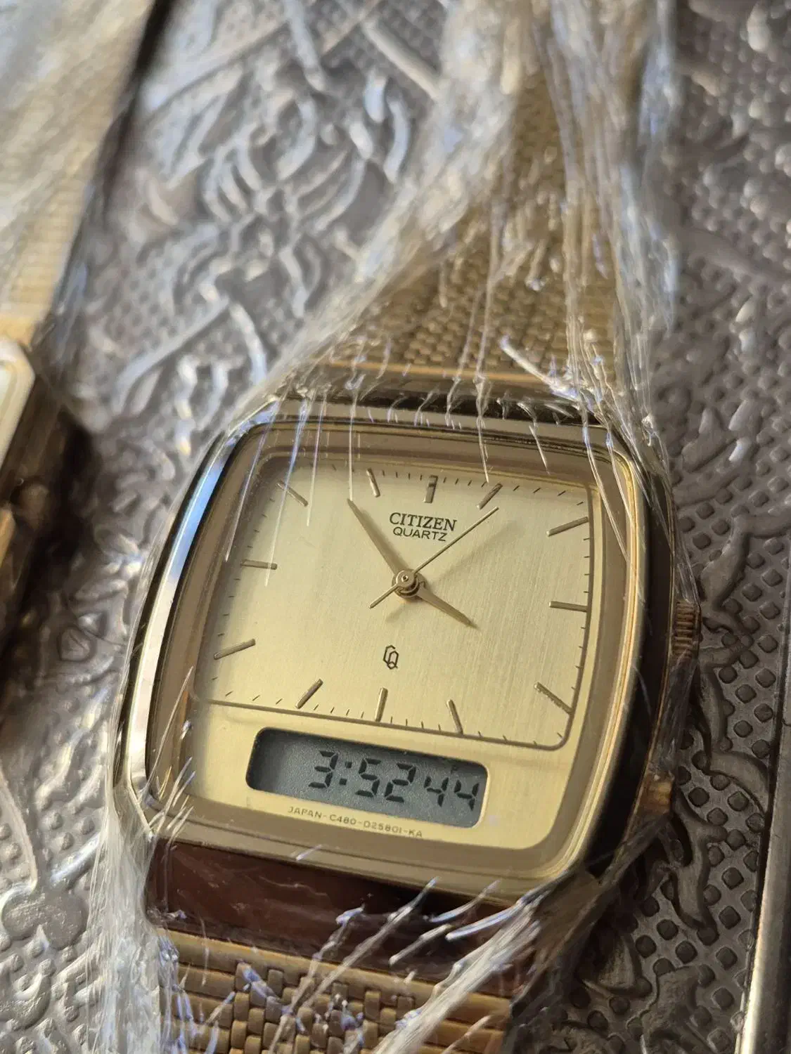 سیتیزن های دوزمانه|ساعت|تهران, اکباتان|دیوار