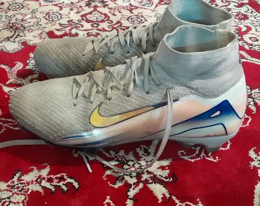 کتونی ورزشی استوک فوتبالی|کیف، کفش، کمربند|تهران, کوی نصر مهرآباد|دیوار