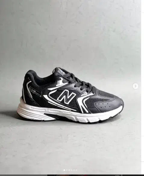 کفش کتونی|کیف، کفش، کمربند|سبزوار, شرق کال میانی|دیوار