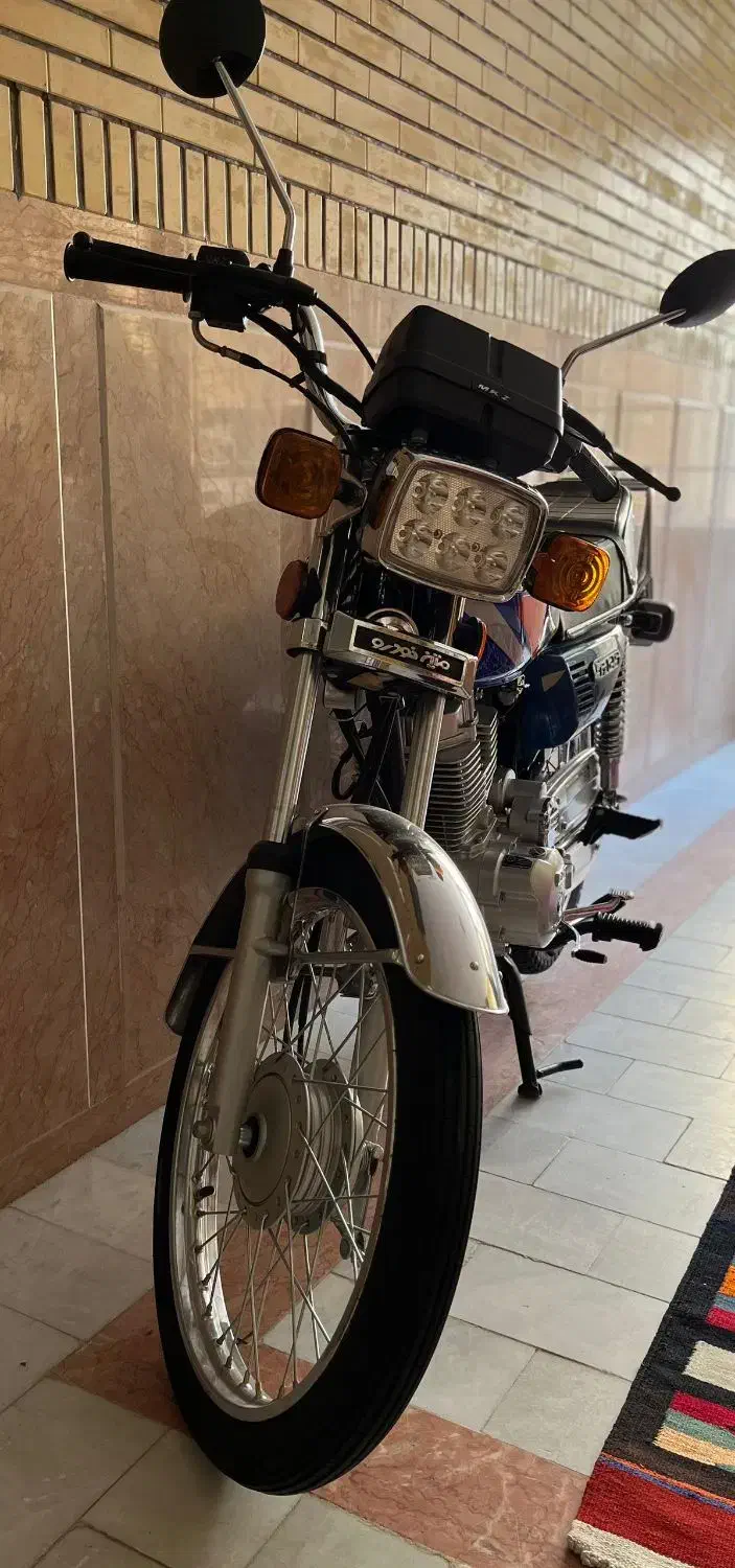 CG125ساوین در حد صفر کاربراتوری|موتورسیکلت|کاشان, میدان کهنه|دیوار