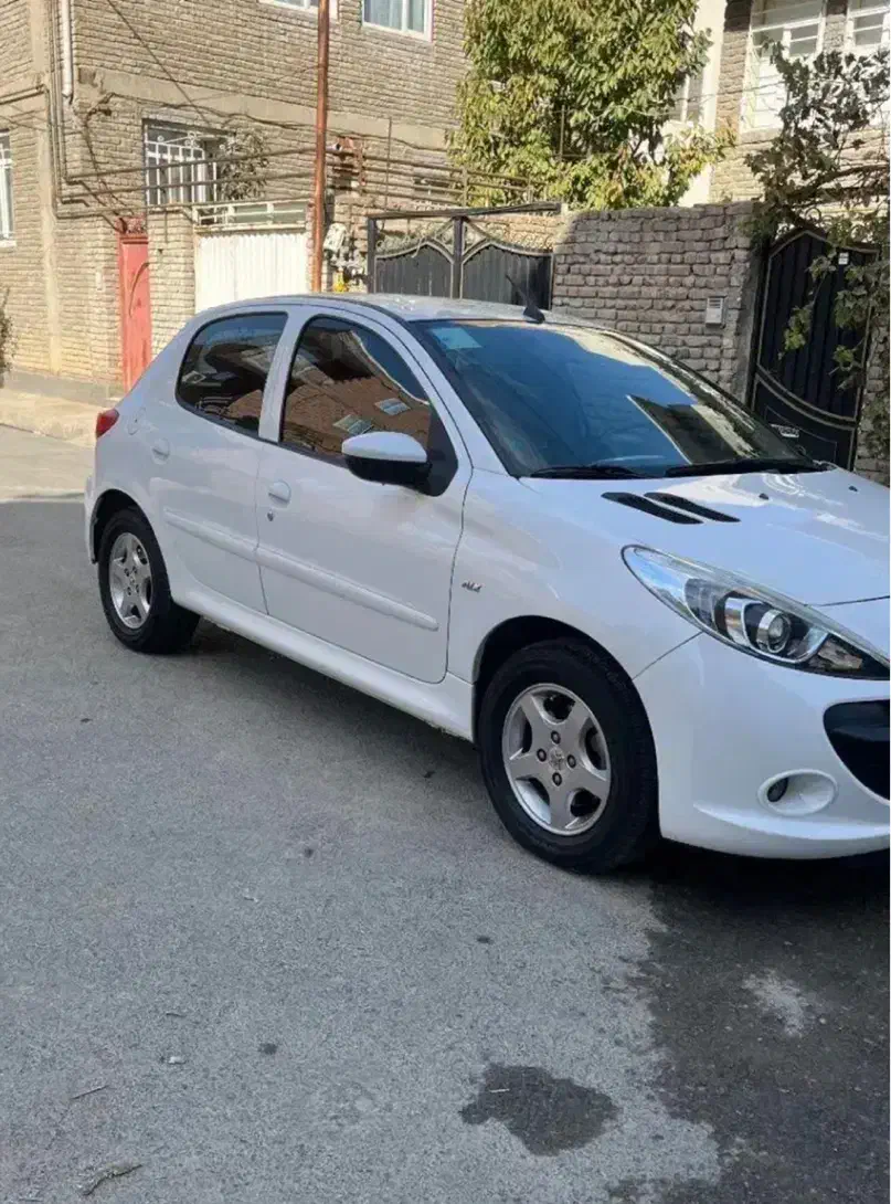 پژو۲۰۷ مدل ۹۷ اتومات|خودرو سواری و وانت|صومعه‌سرا, |دیوار