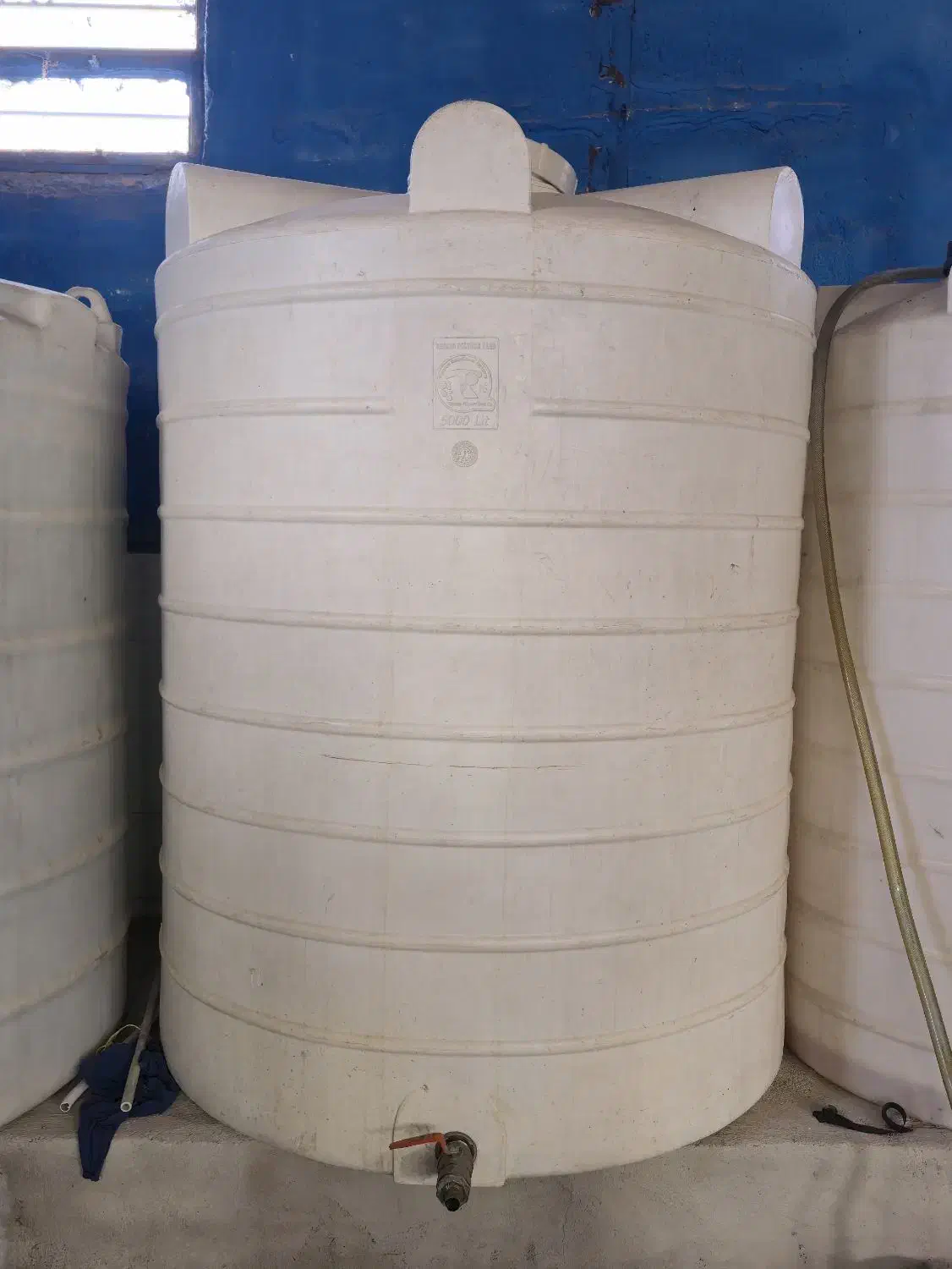 تانکر پلیمر|مصالح و تجهیزات ساختمان|تبریز, |دیوار