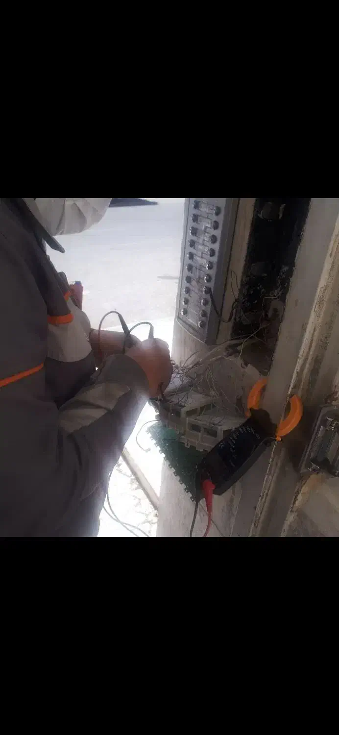 نصب انواع ایفون صوتی و تصویری ورفع اتصالی برق|خدمات پیشه و مهارت|مشهد, شاهد (شهرک غرب)|دیوار