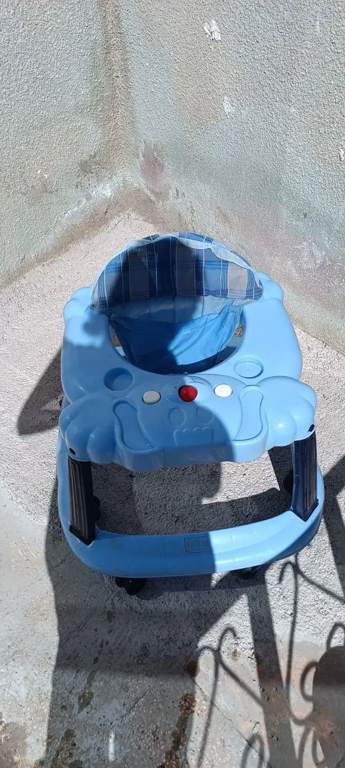 روروک کودک|کالسکه و لوازم جانبی|تربت‌حیدریه, حسنی بالا|دیوار