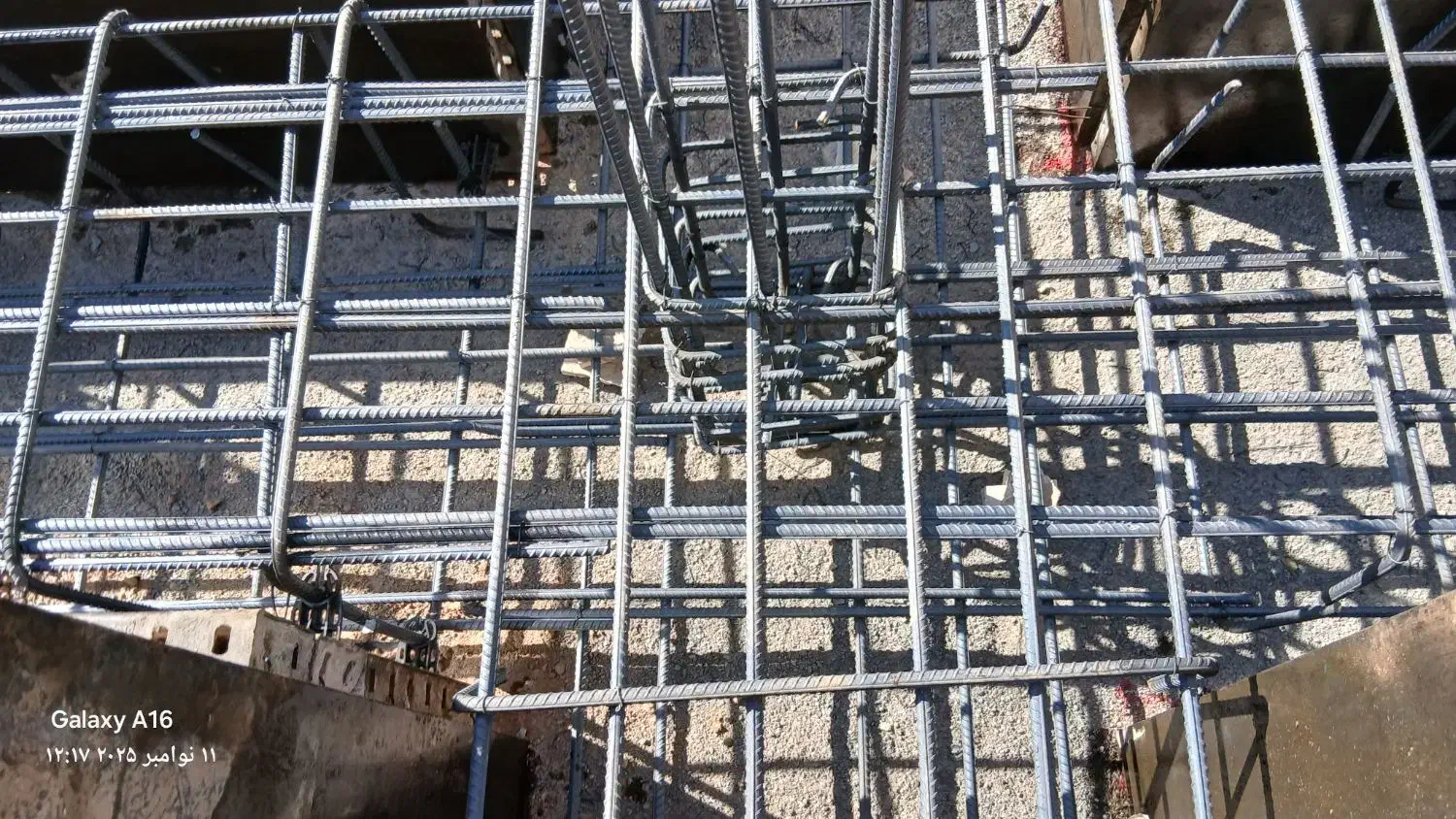 اجرای‌کارهای‌اسکلت‌بتن‌وارموتوربندی|خدمات پیشه و مهارت|مهاجران, |دیوار