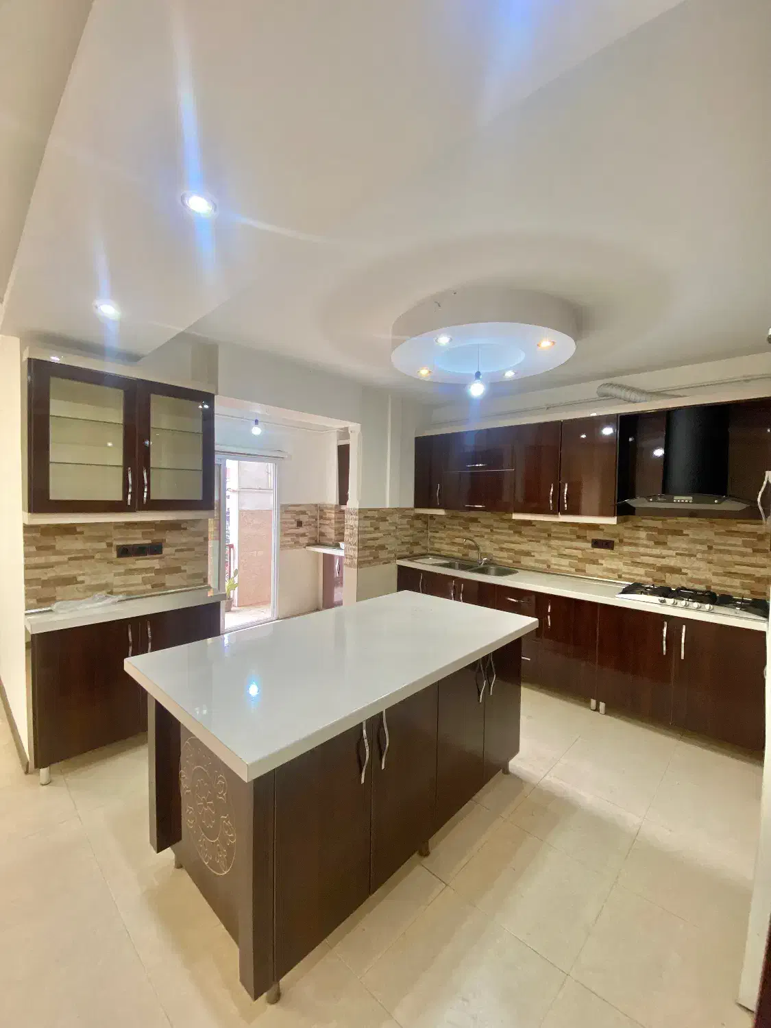 ۱۶۰ متری/تک واحدی/سند دار/بیستون/فول امکانات|فروش آپارتمان|رشت, پیرسرا|دیوار