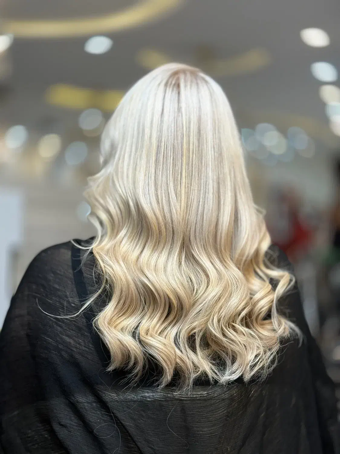 دستیار رنگ و لایت به همراه اموزش صفر تا صد|استخدام درمانی، زیبایی، بهداشتی|تهران, پرستار|دیوار