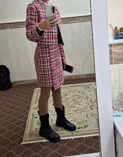 کت و دامن شنل|لباس|رزن, |دیوار