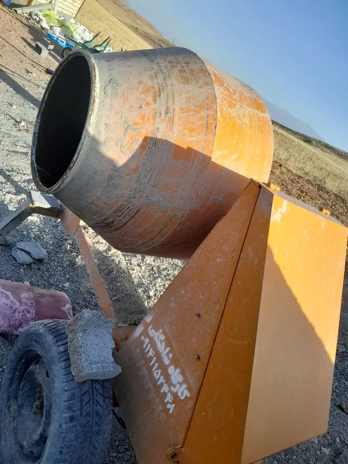 وسایل کامل بلوک زنی وقالب لوله چاه|ماشین‌آلات صنعتی|اهر, |دیوار