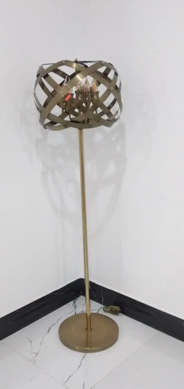 آباژور|چراغ خواب و آباژور|اندیشه, اندیشه فاز ۳|دیوار