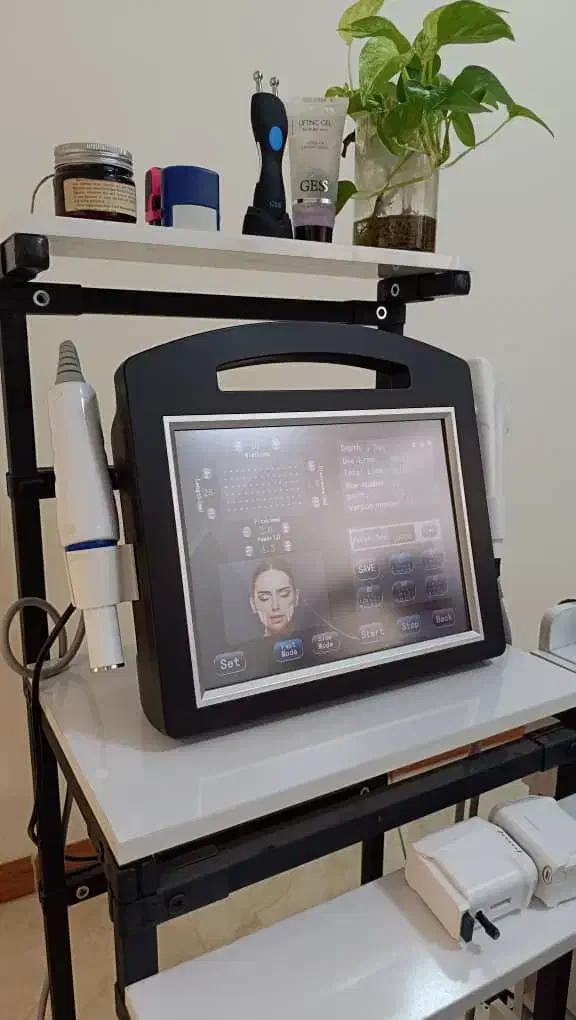 فروش دستگاه هایفوتراپی|آرایشگاه و سالن‌های زیبایی|کاشمر, |دیوار