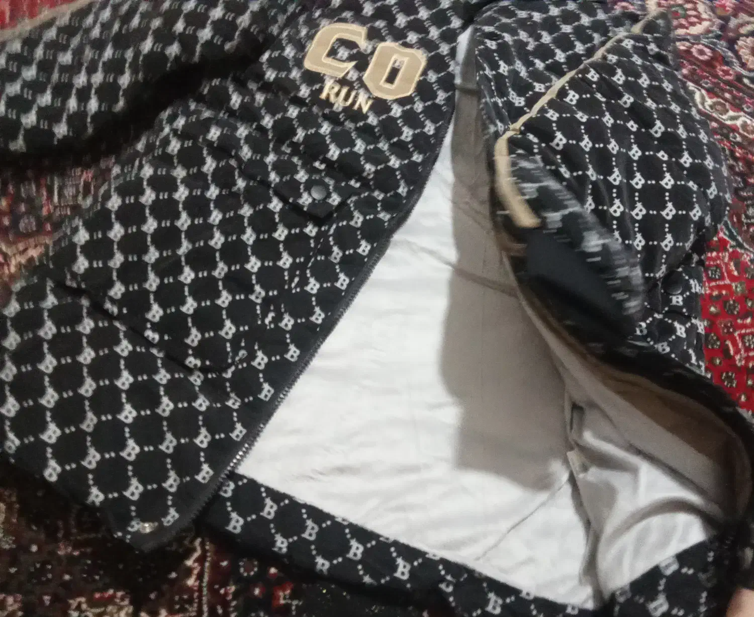 کاپشن خارجی|لباس|جوانرود, |دیوار