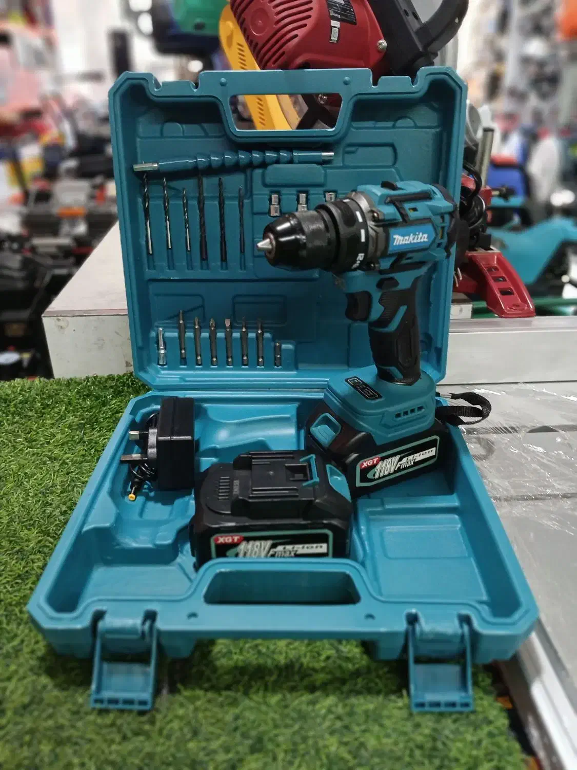 دریل شارژی ۸۸ ولت ماکیتا ودیوالت موتوربراشلس صنعتی|ماشینآلات صنعتی|فردیس, فردیس|دیوار