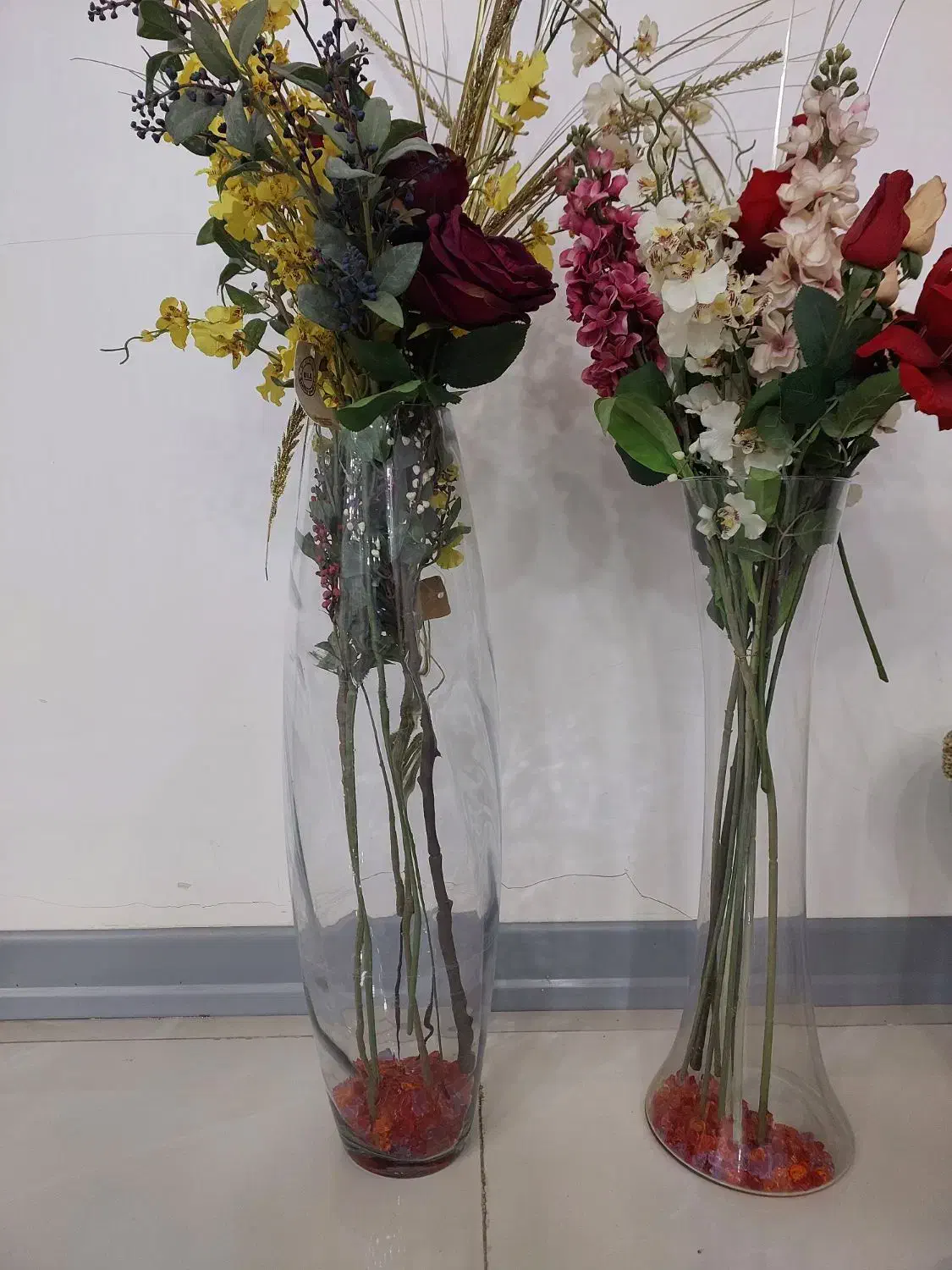 دوعدد گلدان کریستال  همراه با گل|صنایع دستی و سایر لوازم تزئینی|اهواز, آسیاباد|دیوار