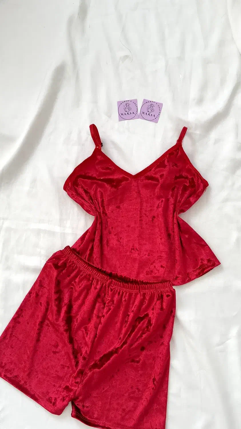 ست مخمل|لباس|سبزوار, امیر کبیر|دیوار