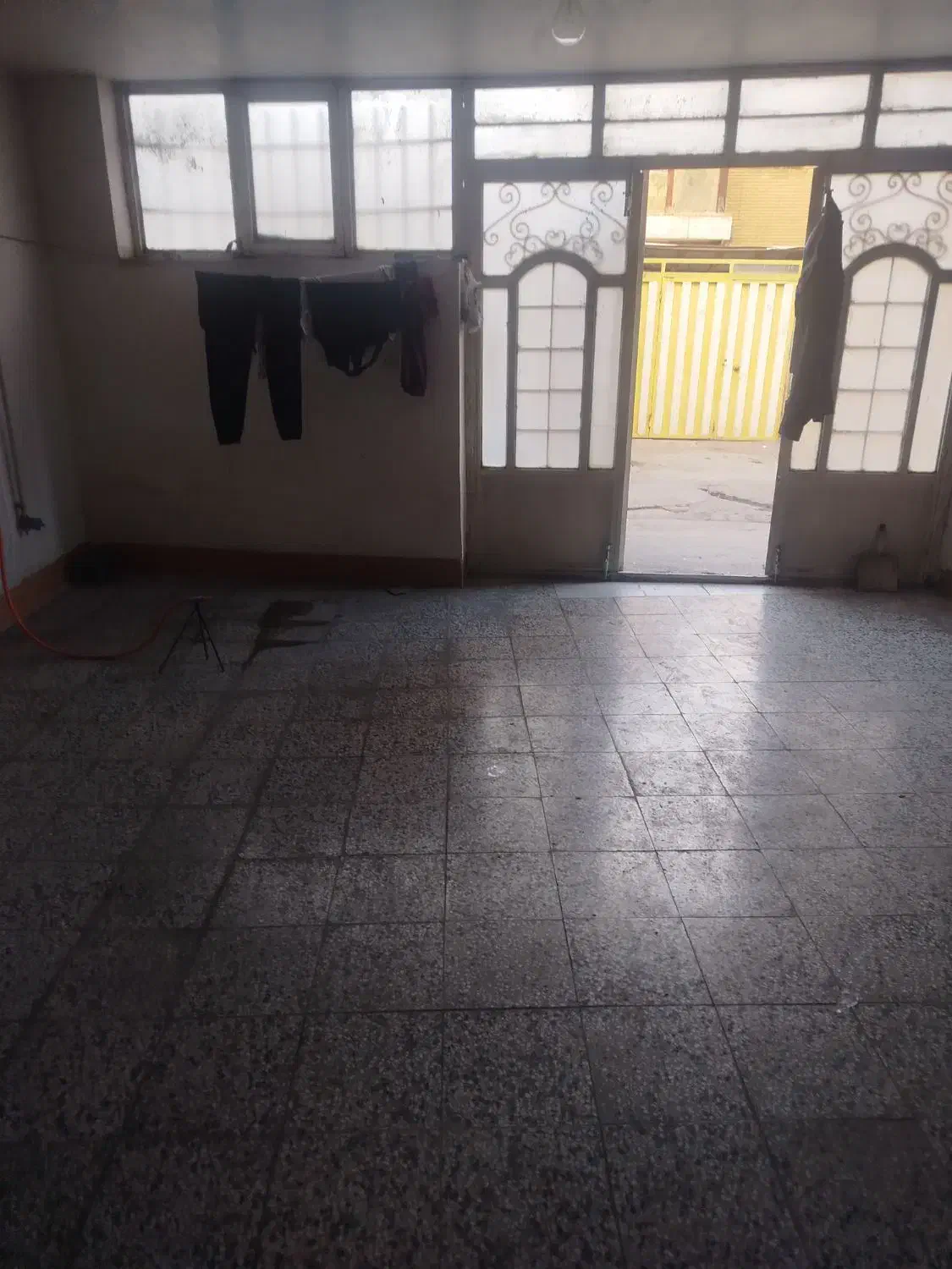 پیلوت را جداشهیدرضایی قدغون نزدیک خ اصلی|اجارهٔ مغازه و غرفه|بروجرد, |دیوار