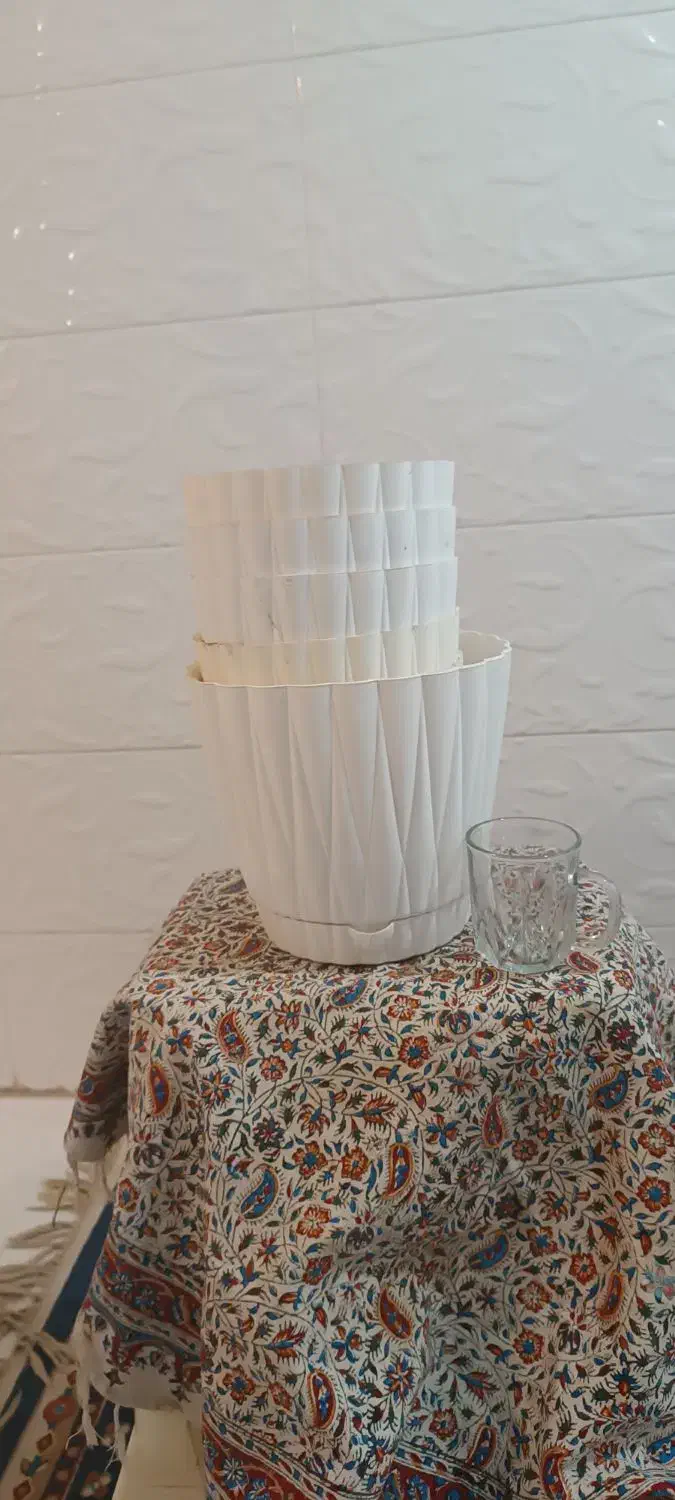 گلدان سرامیکی و پلاستیکی|گل و گیاه طبیعی|قم, باجک سه|دیوار