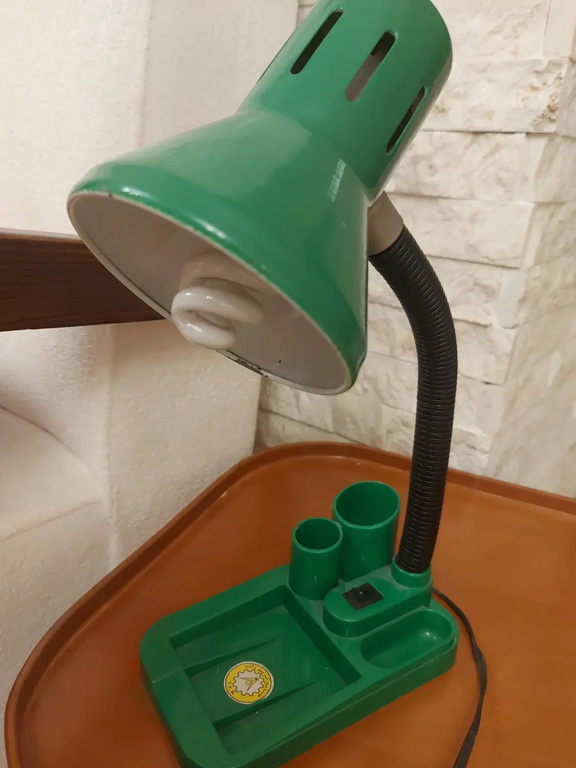 چراغ مطالعه|چراغ خواب و آباژور|رشت, کوی مهر|دیوار