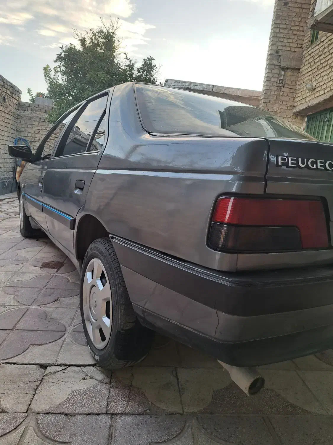 405 مدل 93|خودرو سواری و وانت|شیراز, شهرک مهدی‌آباد|دیوار