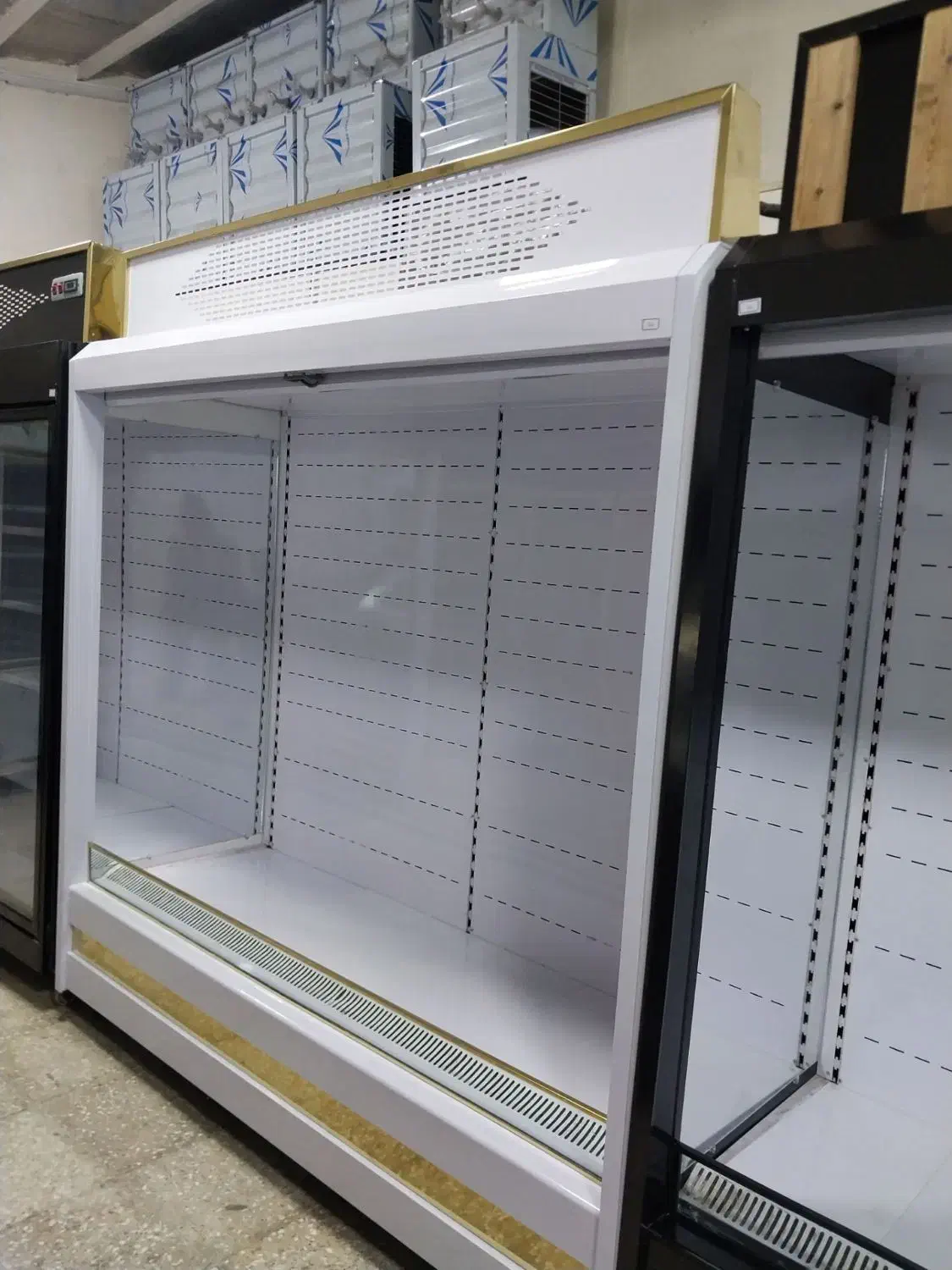 پرده هوا|فروشگاه و مغازه|کرج, حصار|دیوار